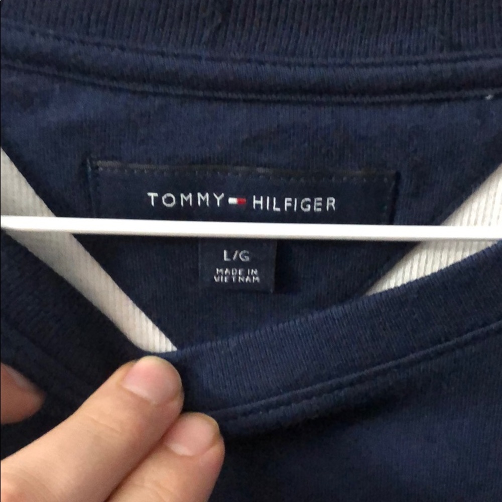 Men’s Tommy Hilfiger short sleeve shirt - Picture 3 of 4